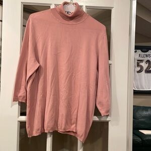 Women’s 3/4 sleeve pink turtle neck sweater Chicos size 4